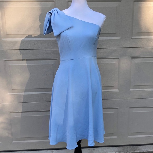 New Gal Meets Glam Yvonne One-Shoulder Mini Dress - Picture 5 of 9